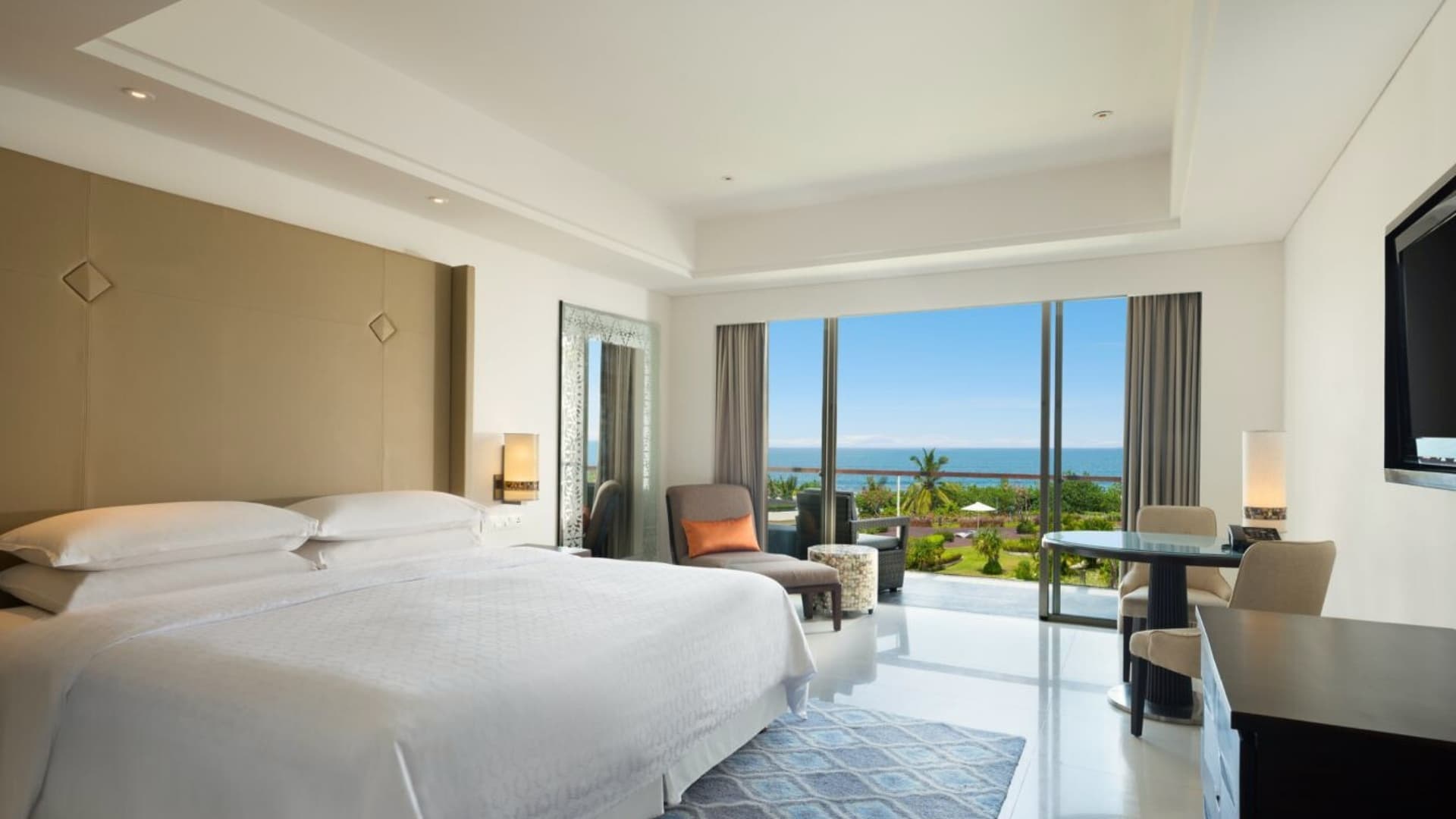 Sheraton Kuta Hotel Ocean View Room Image