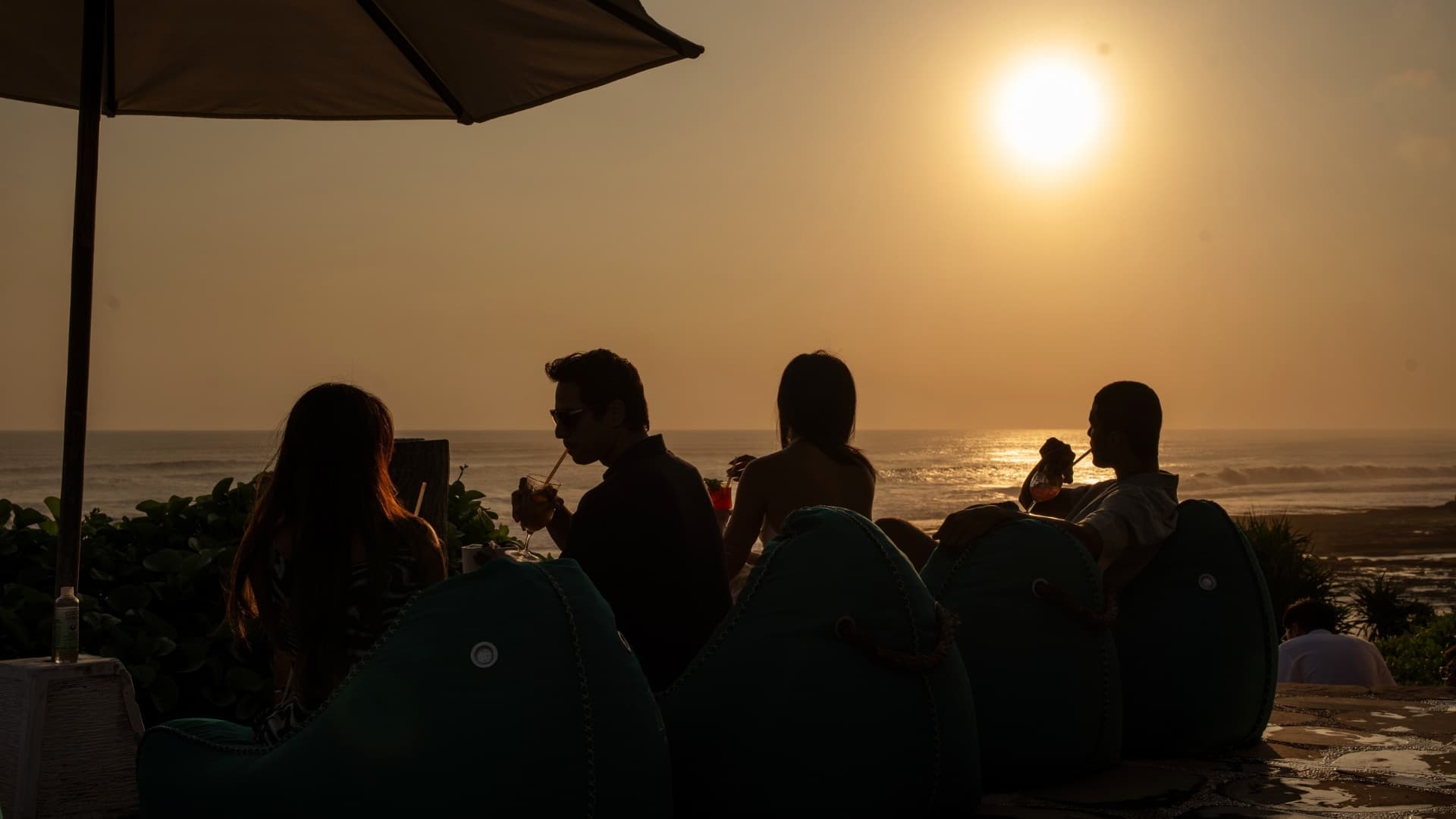 brunch at copenhagen canggu cafe